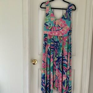 COPY - Lilly Pulitzer Maxi size large